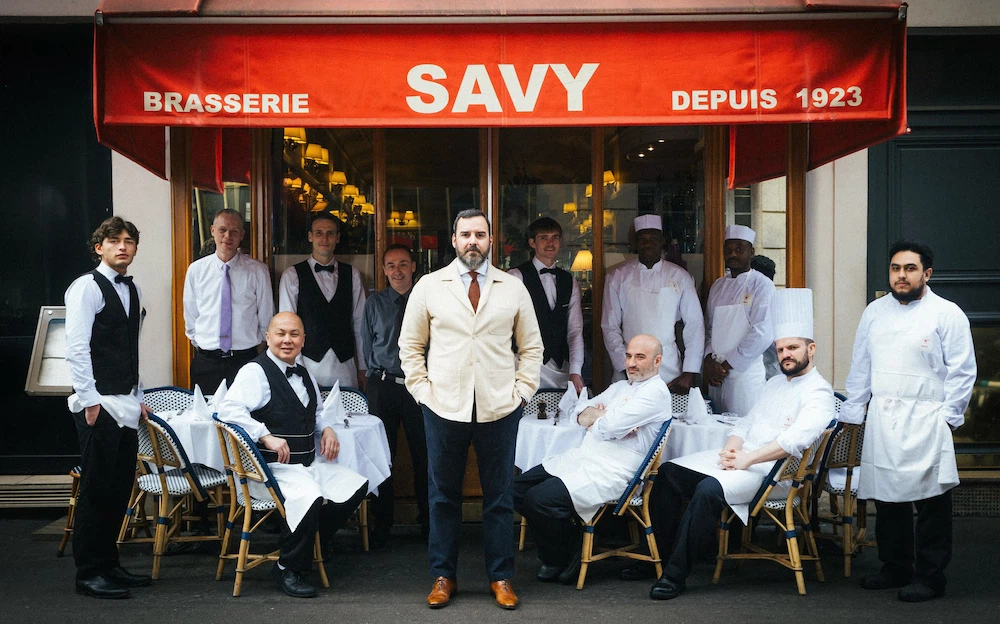 L'équipe devant la brasserie Savy
